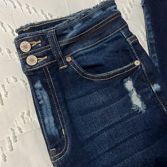 (New with out tags) KANCAN Jeans - Picture 3 of 6